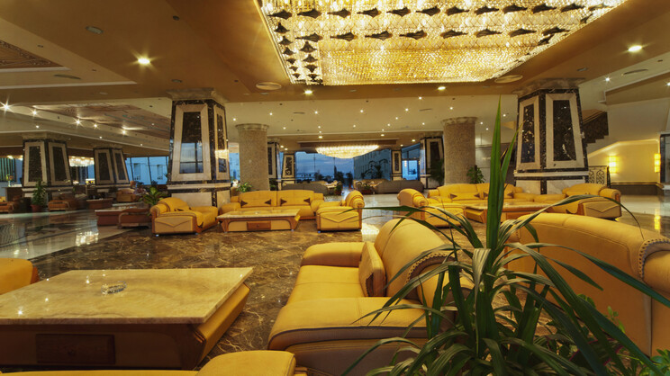 AMC Royal Hotel and Spa